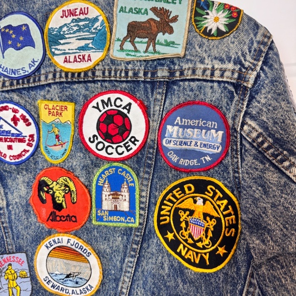 Vintage Boys Jean Denim Jacket with Patches, Levi's. Size Small - Picture 5 of 14